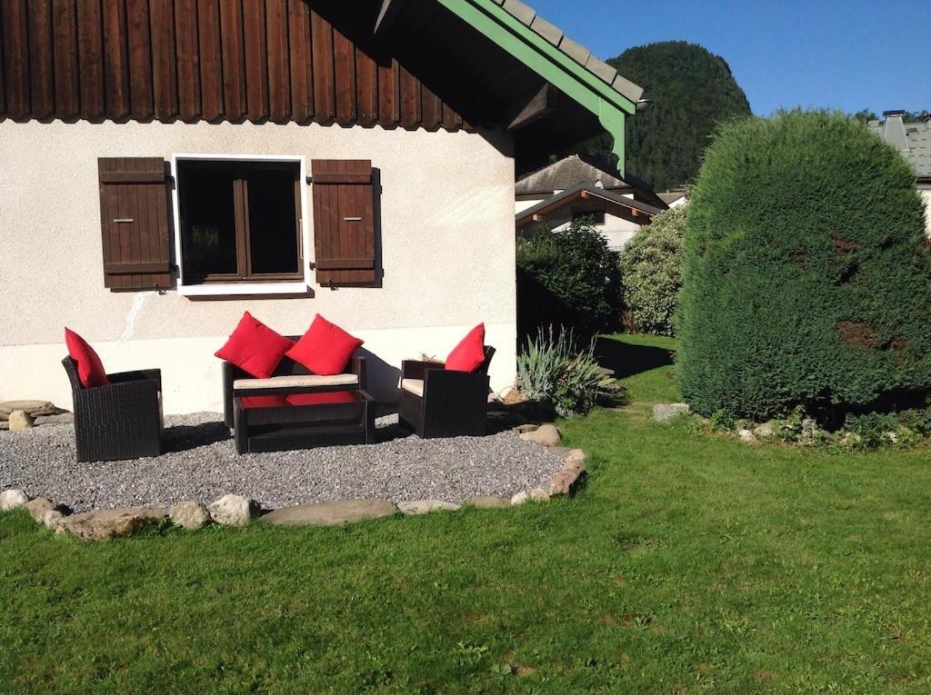 Spacious Ski Chalet In Traditional French Village, Sleeps 8, Four Star With Fibre Broadband Abondance Exterior foto