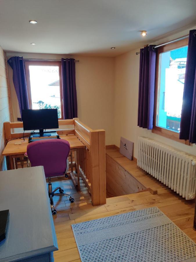 Spacious Ski Chalet In Traditional French Village, Sleeps 8, Four Star With Fibre Broadband Abondance Exterior foto